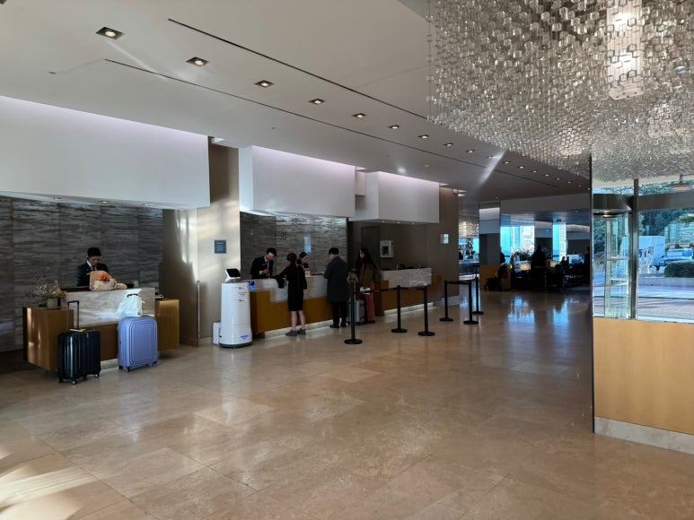 웨스틴조선 부산 - 새로단장한 해운대오션뷰 호텔. 클럽조선 플래티넘 100배 이용하기. 디럭스 비치 킹 + 수영장 + 발렛주차 후기. (feat. 그랜드조선 부산) 관련 이미지 4