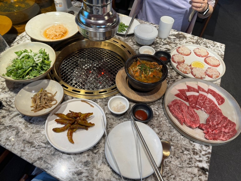 [2024 다인힐 위크] 로스옥 - 50% 할인. 오픈 시간에 갑시다. 한남동 맛집 가족모임할만한곳. 주차정보/발렛가능. 관련 이미지 18