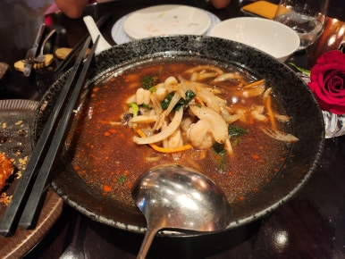 [레스케이프] 팔레드 신 - 미쉐린 명동 맛집. 칠리새우, 멘보샤, 냉짬뽕~ 홍연과 비교해보기! 조선호텔 플래티넘 멤버십. 발렛파킹. 상품권결제팁. 관련 이미지 32