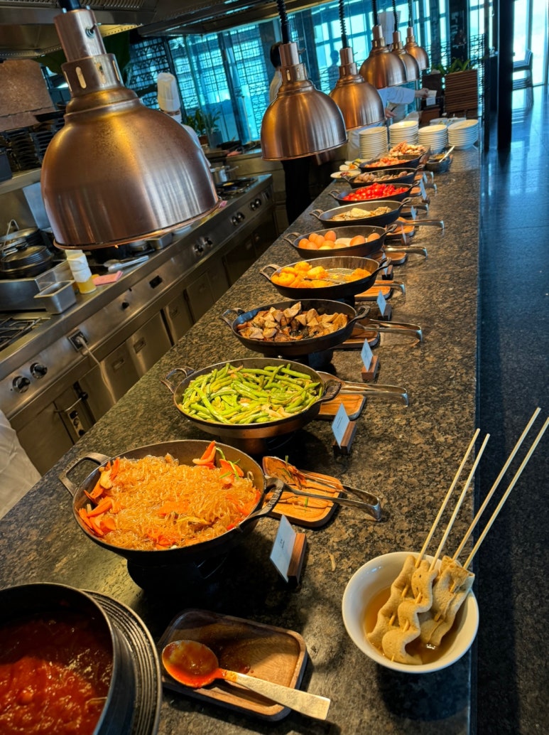 파크하얏트 부산 - 파크 이그제큐티브 마리나 스위트 & 스탠다드 룸 비교! 광안대교뷰, 조식, 수영장, 월드오브하얏트, GOH, 부산 5성호텔 비교&추천. 관련 이미지 54