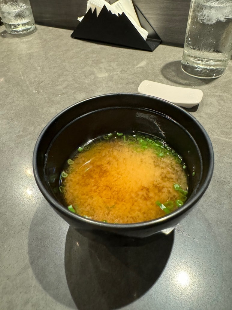 [신용산역 맛집] 스시츠바사 - 생참치 나오는 11만원 디너오마카세 아모레퍼시픽 맛집. 캐치테이블 예약가능. 주차 2시간 무료. 관련 이미지 20