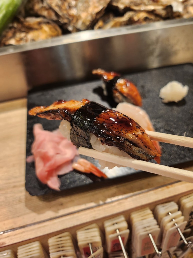 오사카 우메다 스시 맛집 - 스시마루 한큐백화점 근처 맛있고 가성비 있는 현지인 스시 맛집. 관련 이미지 12