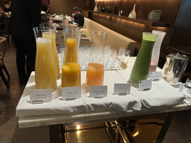 콘래드 도쿄 호캉스 - 크리스마스 시즌, 롯데 힐튼 아너스 다이아몬드 무료 조식. (2) 관련 이미지 10