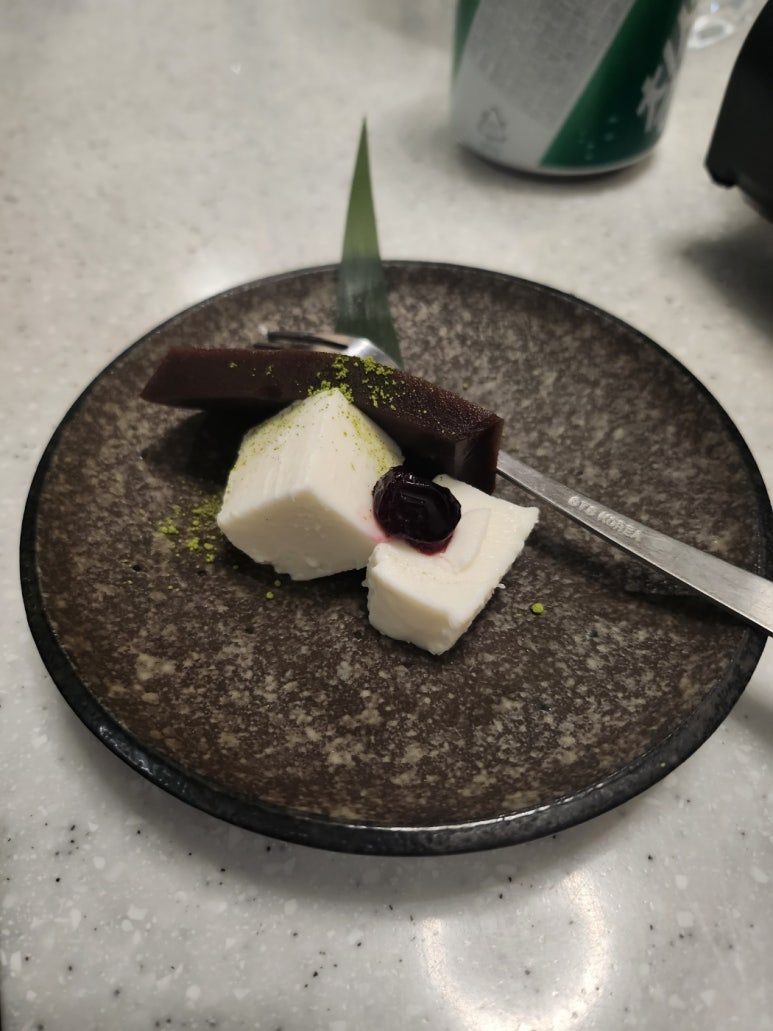 [삼성동 이자카야] 지칸 - 디너 오마카세와 사케 추천. 분위기 좋은 데이트 장소! 신라호텔 출신 오너 쉐프. 룸 후기. 관련 이미지 18