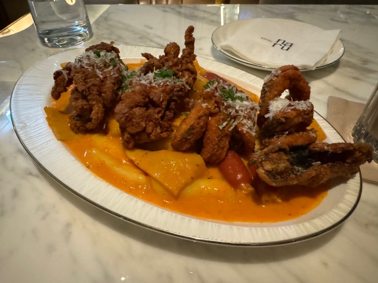 [호텔 나루 서울 엠갤러리] 라운지 & 데크 - 최고의 한강뷰 야경 5성 호텔 라운지 맛집. 아코르 멤버십, 대한항공 현대카드 할인 가능. 발렛 가능. 관련 이미지 15