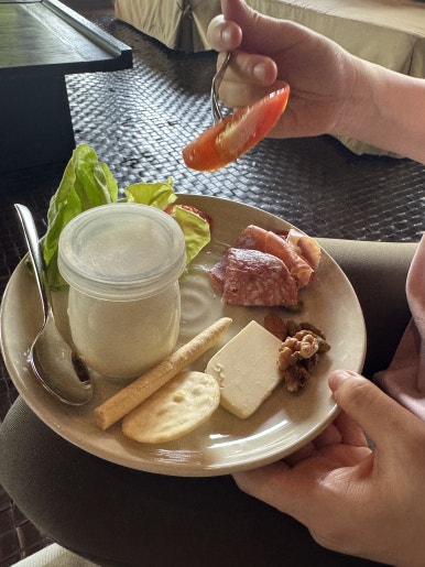 불가리 발리 - 인생 최고의 휴양지. 장동건 부부 신혼여행 인도양 오션뷰 풀빌라 추천. 메리어트 플래티넘 호캉스. 룸서비스/조식/야외수영장/레스토랑 후기. 관련 이미지 24