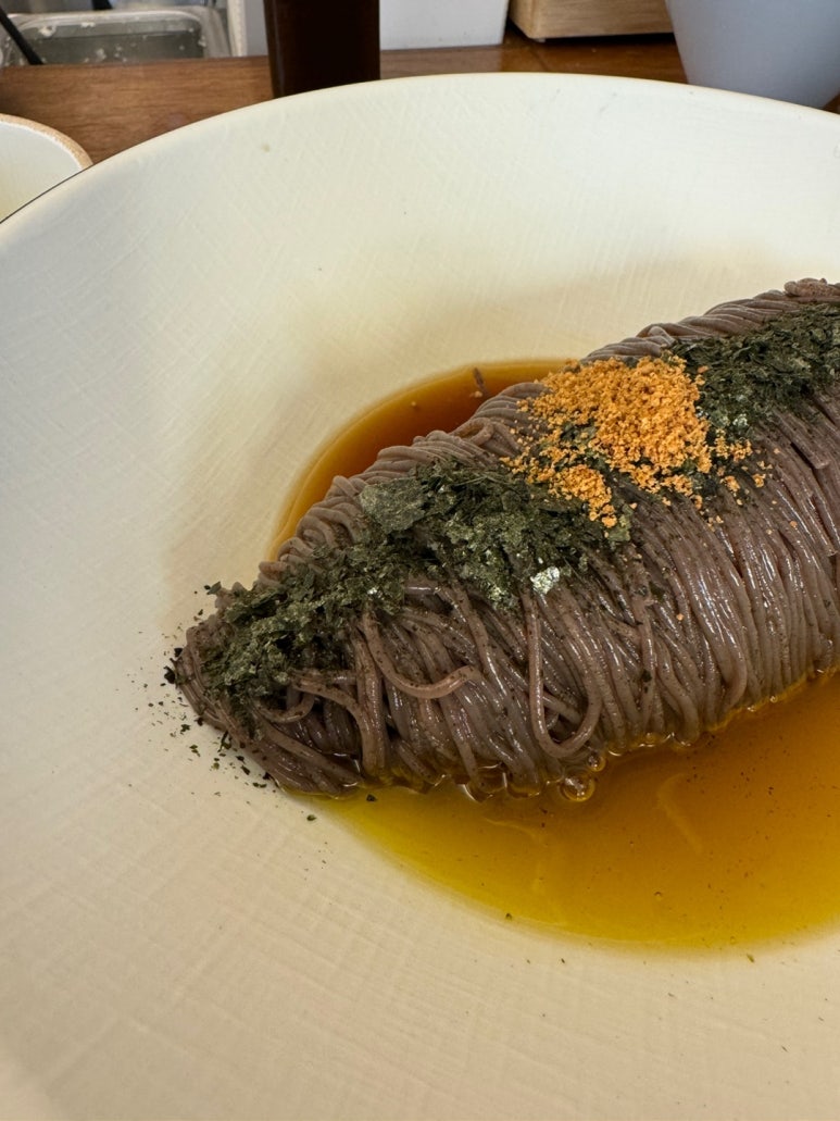 [신촌 맛집] 소바연구소 - 들기름소바, 납작소바, 자연산 빨강장어덮밥. 데이트 맛집으로 추천. 관련 이미지 7