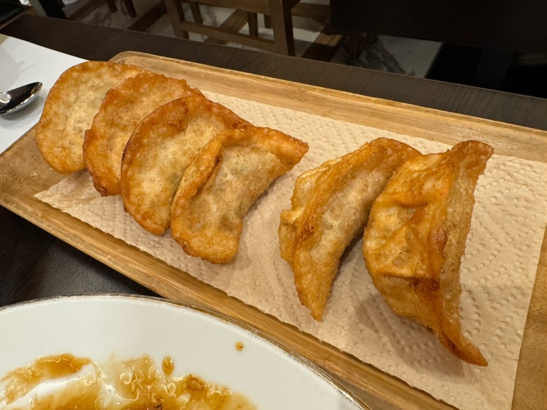 [논현동 맛집] 홍명 - 난자완스, 수제군만두, 간짜장, 잡채볶음밥 모두 다 맛있는 블루리본서베이 성시경 먹을텐데 중국집. 관련 이미지 16