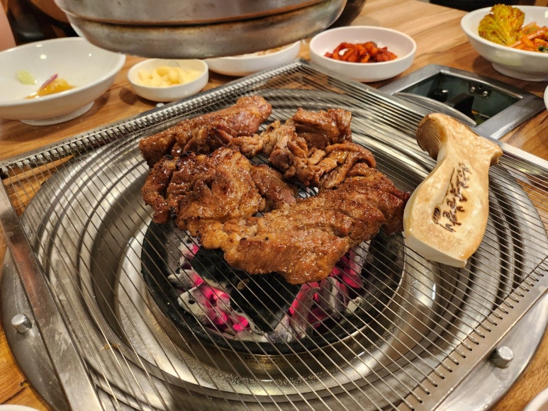 [신금호역 맛집] 신금호숯불갈비 - 금호동 블루리본서베이 양념돼지갈비 맛집. n번째 내돈내산 방문후기. 관련 이미지 11