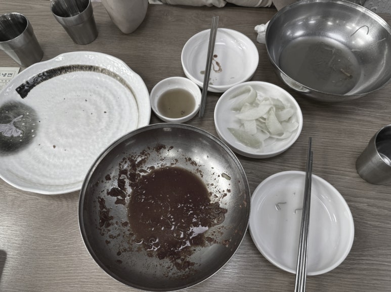 [연희동 맛집] 청송본관함흥냉면 - 맛있는녀석들 비빔냉면 맛집. 녹두전도 맛있는 서대문구 블루리본서베이. 관련 이미지 23