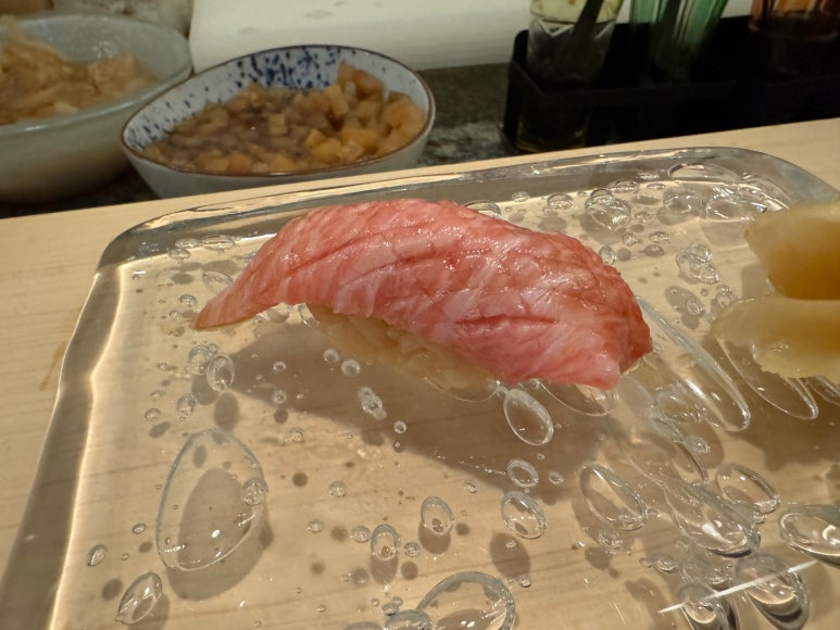 [콘래드 오사카 레스토랑] 쿠라(KURA) - 蔵 Teppanyaki & Sushi - 오마카세 스시 맛집. 현아플, 힐튼 골드 할인. 예약방법. 관련 이미지 23