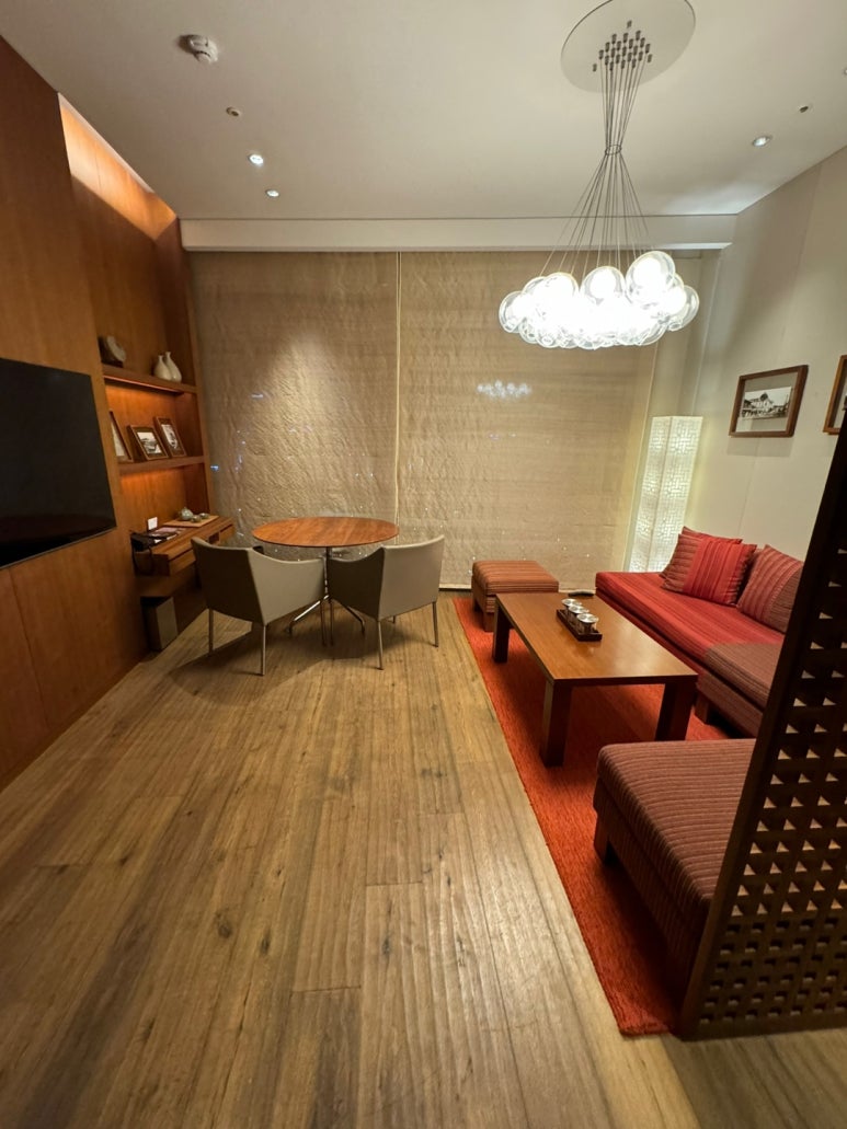 파크하얏트 부산 - 파크 이그제큐티브 마리나 스위트 & 스탠다드 룸 비교! 광안대교뷰, 조식, 수영장, 월드오브하얏트, GOH, 부산 5성호텔 비교&추천. 관련 이미지 25