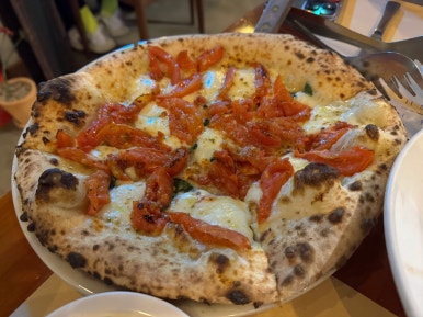 [옥수동 맛집] 옥수동화덕피자 - 토마토향 가득한 마르게리타 엑스트라 추천. 뽀모도로는 글쎄? 주차꿀팁. 관련 이미지 1