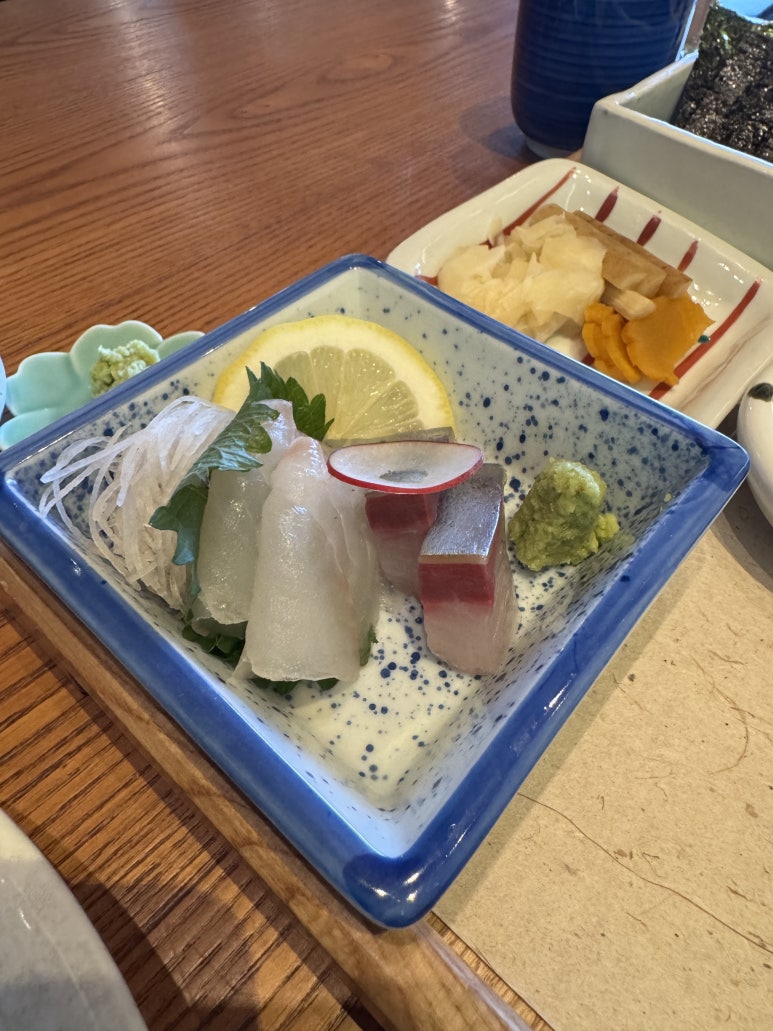 [Grand Hyatt Seoul] Kaori — Honest Review of the Lunch Sushi Omakase and Tray Set. Earn Double World of Hyatt Points. image 25