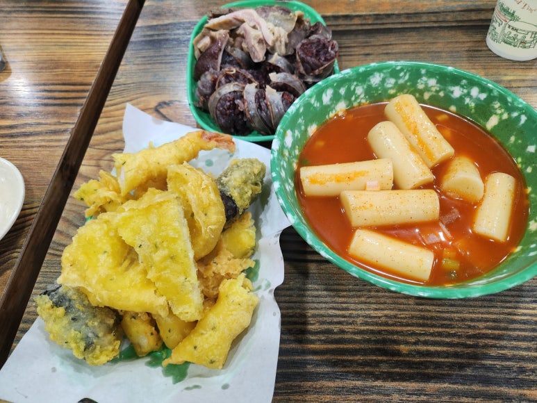 [논현 쌀떡볶이] 압구정변강쇠떡볶이 - 연예인 떡볶이 맛집. 신상출시 편스토랑 맛집. 강남 떡볶이는 여기닷. 관련 이미지 1