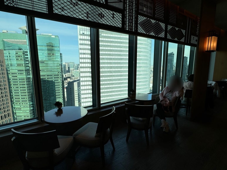 콘래드 도쿄 크리스마스 시즌 호캉스 - 롯데 힐튼 아너스 다이아몬드, 해피아워, 조식, 이그제큐티브 라운지, 수영장, 사우나. (1) 관련 이미지 13