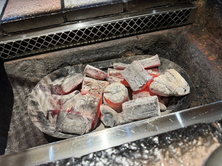 [을지로3가 맛집] 산청숯불가든 을지로 - 평일 저녁 웨이팅 후기. 재래식 소금구이, 흑돼지 김치찌개. 주차 꿀팁. 관련 이미지 13