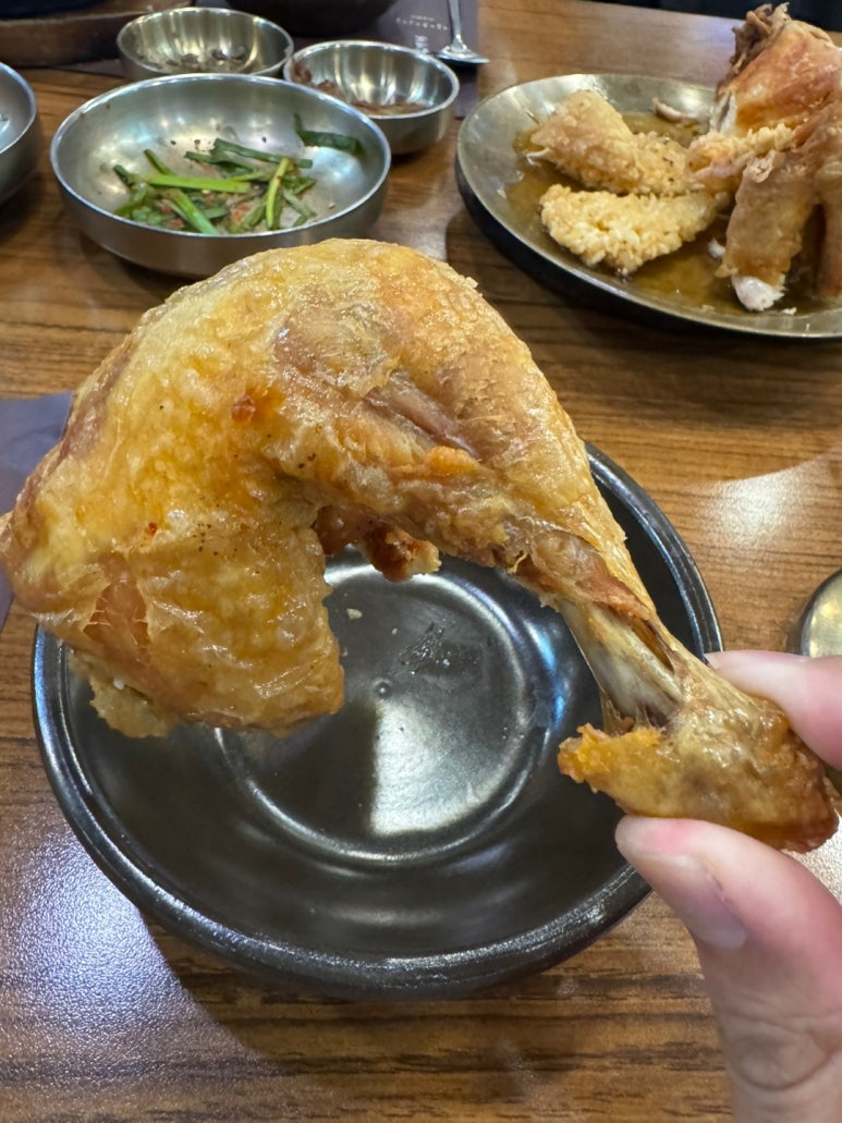 [교대역 맛집] 3대 삼계장인 - 잣삼계탕, 녹두삼계탕, 전기구이 모두 먹어본 솔직후기. n번째 방문. 줄서는식당, 맛있는녀석들 삼계탕. 관련 이미지 24