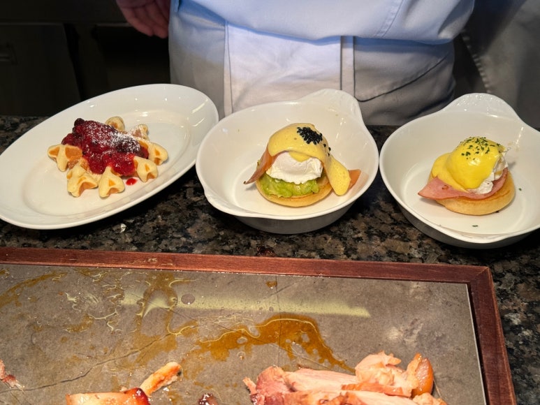 파크하얏트 부산 - 파크 이그제큐티브 마리나 스위트 & 스탠다드 룸 비교! 광안대교뷰, 조식, 수영장, 월드오브하얏트, GOH, 부산 5성호텔 비교&추천. 관련 이미지 45