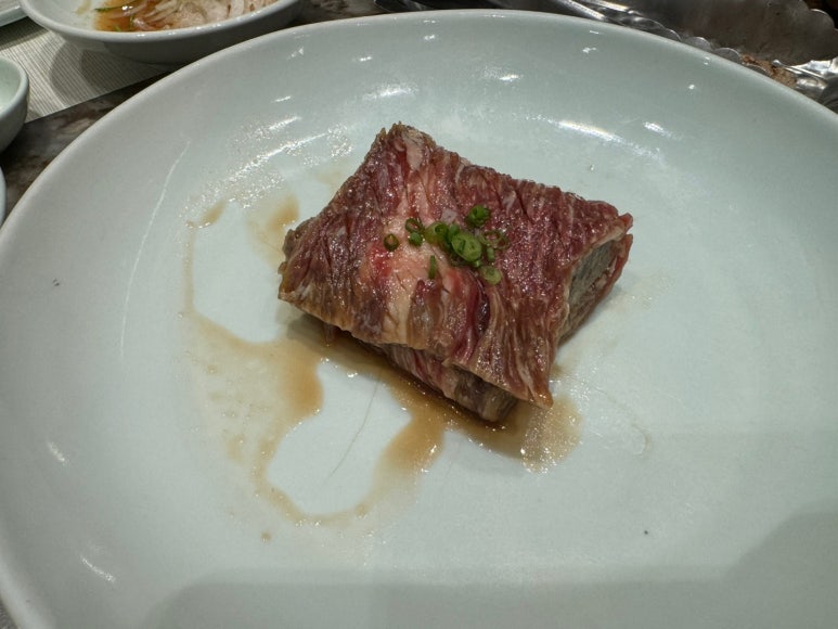 [2024 다인힐 위크] 삼원가든 - 50% 할인. 미쉐린가이드 한우 양념갈비, 소고기 구이, 물냉면 맛집. 압구정 최고의 가족모임. 발렛가능. 관련 이미지 38