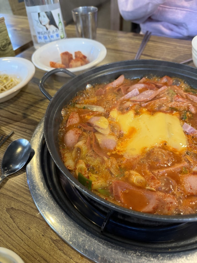 [잠원동 맛집] 송탄부대찌개 - 신사동 잠원동 햄이 맛있는 부대찌개 맛집. 관련 이미지 8