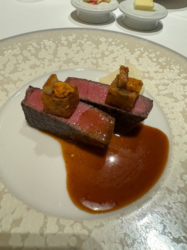 [시그니엘서울] STAY -미슐랭 1스타 프렌치 레스토랑 디너 풀코스. 훌륭하고 멋진 공간을 81층에.. 발렛주차 신용카드. 롯데상품권 사용후기. 관련 이미지 55