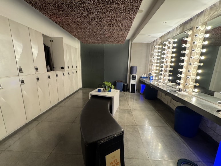 W 발리 스미냑 1편 - 킹베드 오아시스 빌라 둘러보기! 플래티넘 업그레이드 후기. 관련 이미지 47