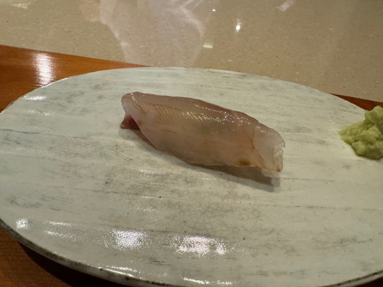 [그랜드 하얏트 서울] 카우리 - 스시조 뺨치는 최고의 디너 스시오마카세. 맛있는 스시는 배부르지 않는다. 현대카드 할인. 관련 이미지 34