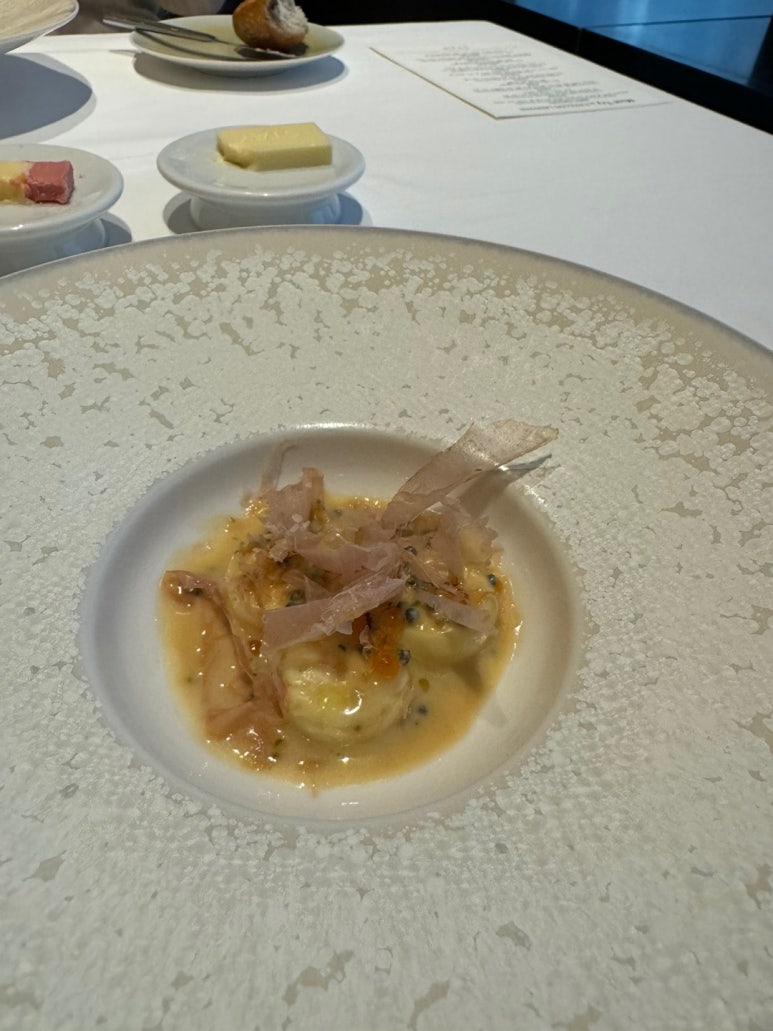 [시그니엘서울] STAY -미슐랭 1스타 프렌치 레스토랑 디너 풀코스. 훌륭하고 멋진 공간을 81층에.. 발렛주차 신용카드. 롯데상품권 사용후기. 관련 이미지 35