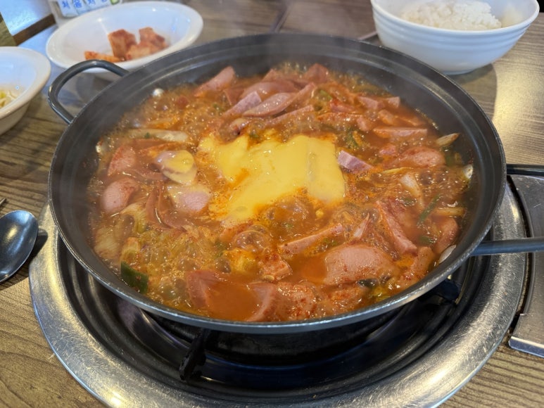 [잠원동 맛집] 송탄부대찌개 - 신사동 잠원동 햄이 맛있는 부대찌개 맛집. 관련 이미지 9
