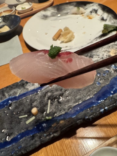 [롯데호텔 서울] 모모야마 - 생참치 듬뿍 세상 맛있는 후토마끼 맛집. 특선 12종 스시 후기. (feat. 트레비클럽) 관련 이미지 19