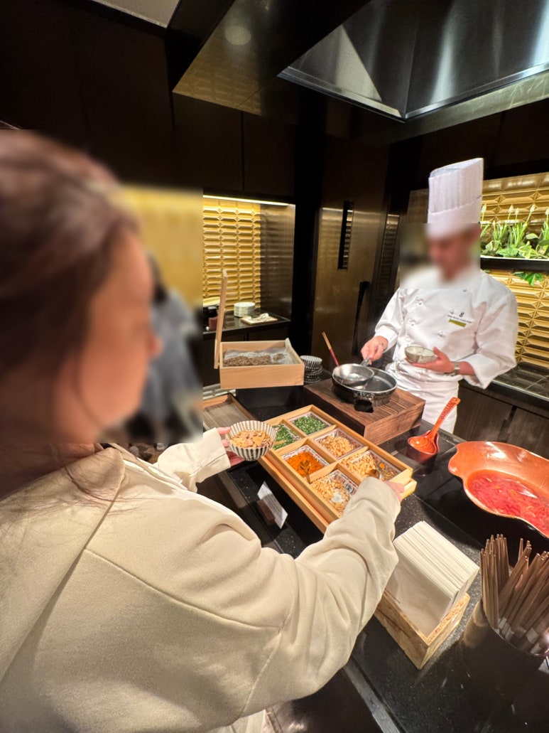[The Ritz-Carlton, Tokyo] Afternoon tea and the club lounge — a somewhat disappointing self-paid review. Admission for two: 500,000 won. image 35