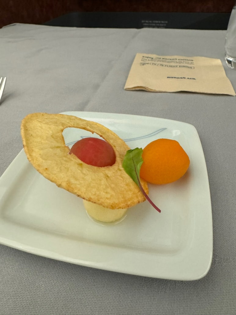 Korean Air First Class vs. Prestige Class – KE907 and KE908 Incheon–London B777-300ER Booking, Seat Recommendations, First Lounge, and SkyTeam Mileage Flight Review image 42