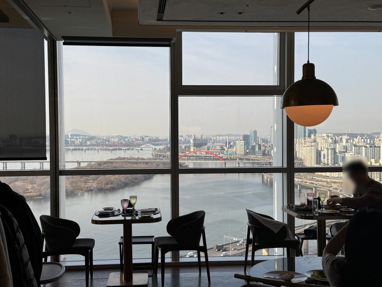 [호텔나루 서울] 부아쟁 - 25년도 마지막 현아플, 헤리티지 비마게. 정통 프렌치 레스토랑에서 점심에 사용후기. 관련 이미지 9