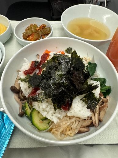 Korean Air First Class vs. Prestige Class – KE907 and KE908 Incheon–London B777-300ER Booking, Seat Recommendations, First Lounge, and SkyTeam Mileage Flight Review image 72