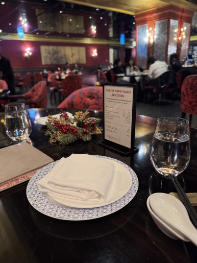 [레스케이프] 팔레드 신 - 크리스피 치즈 유린기, 어향가지, 라탕면 미슐랭 중식당 맛집. 할인/발렛주차 정보. 관련 이미지 11