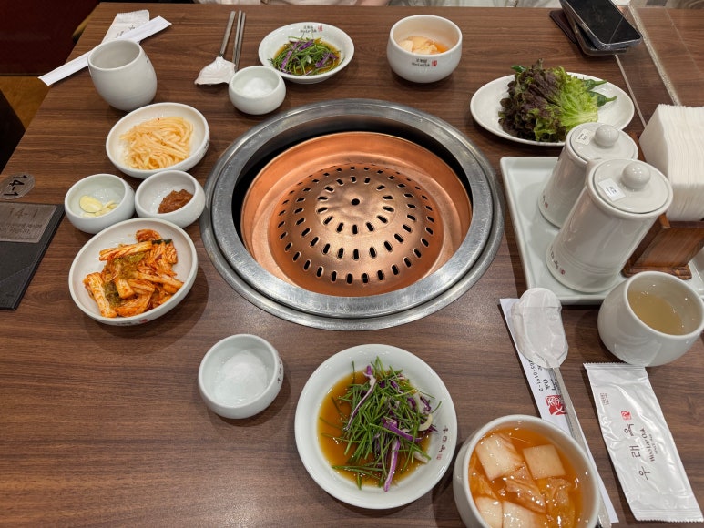 [을지로 맛집] 우래옥 - 소고기 등심, 갈비 맛있었던 후기. 한우 장국밥 +김치, 깍두기 존맛.. 관련 이미지 3