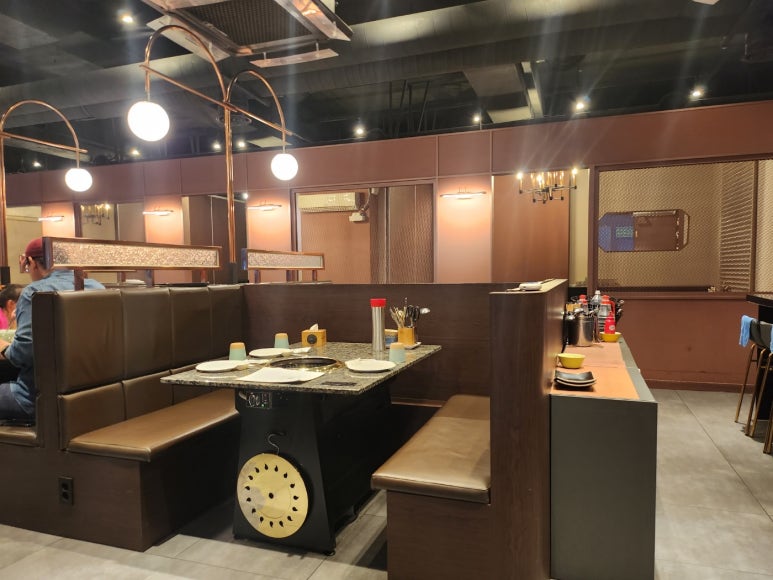 [교대역 맛집] 감돈 - 숙성목살 맛집. 와인을 곁들일 수 있는 돼지고기 맛집. 관련 이미지 4