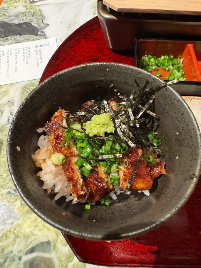 [고속터미널역 맛집] 키쿠카와 - 하우스오브신세계. 도쿄 미슐랭 장어덮밥 - 5만원 일품 히츠마부시 맛집. 솔직후기. 세일리지 안됨? 관련 이미지 24