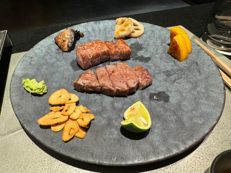 [콘래드 오사카 레스토랑] 쿠라(KURA) - 蔵 Teppanyaki & Sushi - 테판야키, 스시 맛집 완전 정복 2부작. 현아플, 힐튼 골드 할인. 예약방법. 관련 이미지 37