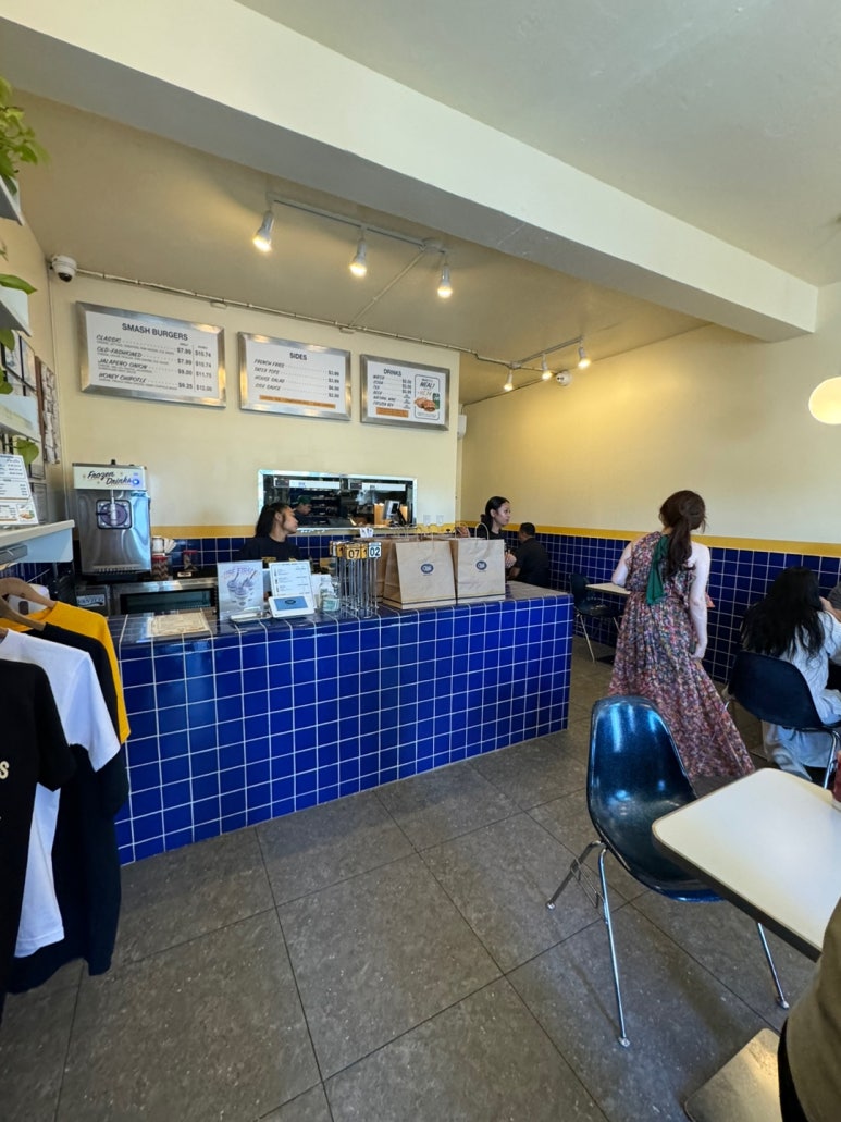 [괌 햄버거 맛집 완전정복] - 스택스버거, 모사스버거, 제프버거. 현지인 추천 내돈내산 간단비교. 관련 이미지 5