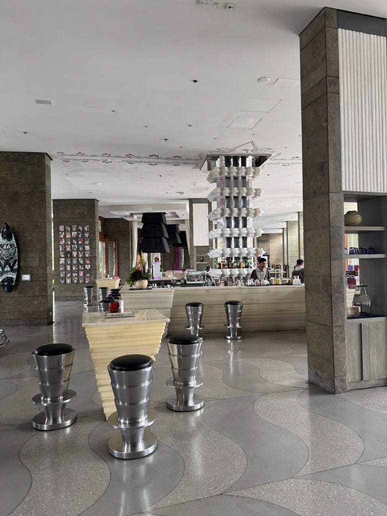 W 발리 스미냑 1편 - 킹베드 오아시스 빌라 둘러보기! 플래티넘 업그레이드 후기. 관련 이미지 26