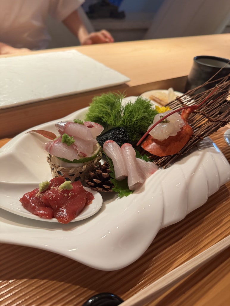 [시그니엘 서울] 시그니엘 클럽 - 107층에서 먹는 프라이빗 디너 스시 오마카세. 관련 이미지 1