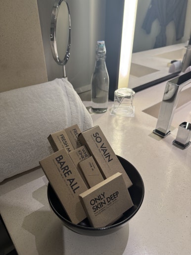 W 발리 스미냑 1편 - 킹베드 오아시스 빌라 둘러보기! 플래티넘 업그레이드 후기. 관련 이미지 22