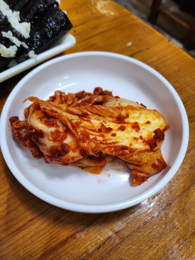 ★★★★☆[반포 고터 맛집] 충무할매김밥 - 충무김밥, 수제비 그리고 떡볶이의 환상조합. 줄서서 먹어도 맛있는 집. 주차 가능. 관련 이미지 9