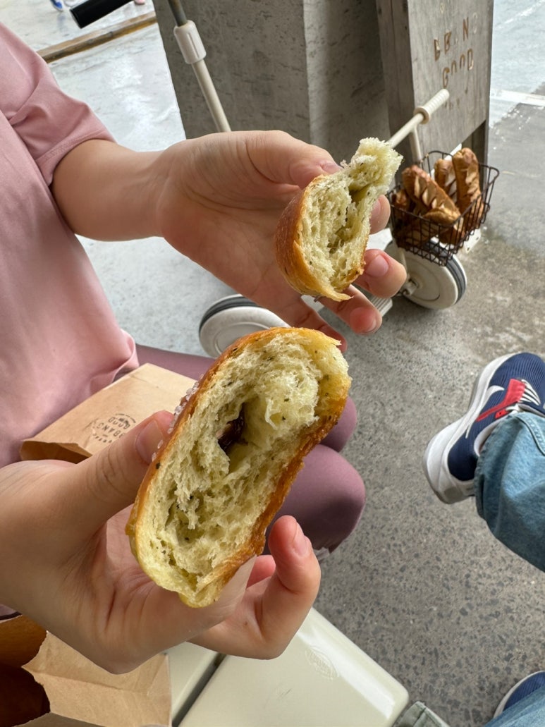 [제주 소금빵] 빵귿 - 제주도 빵지순례 유명한 시오빵 맛집. 잠봉뵈르도 맛있는 곳. 관련 이미지 23