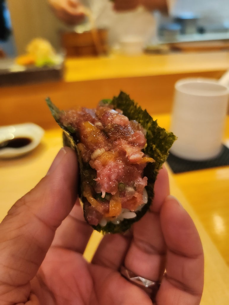 [한남동 맛집] 스시고코로 - 용산구 미들급 디너오마카세. 날것을 많이 못먹어도 갈 수 있는 곳. 발렛주차 가능. 이태원상권회복상품권 사용가능. 관련 이미지 29