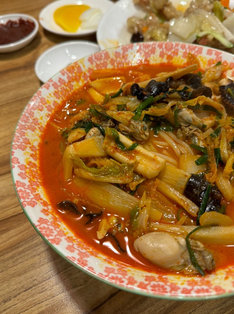 [외대앞역 맛집] 영화장 - 80년된 간짜장, 짬뽕, 탕수육이 맛있는 오래된 백년가게 중식당 맛집. 관련 이미지 17