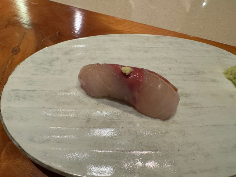 [그랜드 하얏트 서울] 카우리 - 스시조 뺨치는 최고의 디너 스시오마카세. 맛있는 스시는 배부르지 않는다. 현대카드 할인. 관련 이미지 37