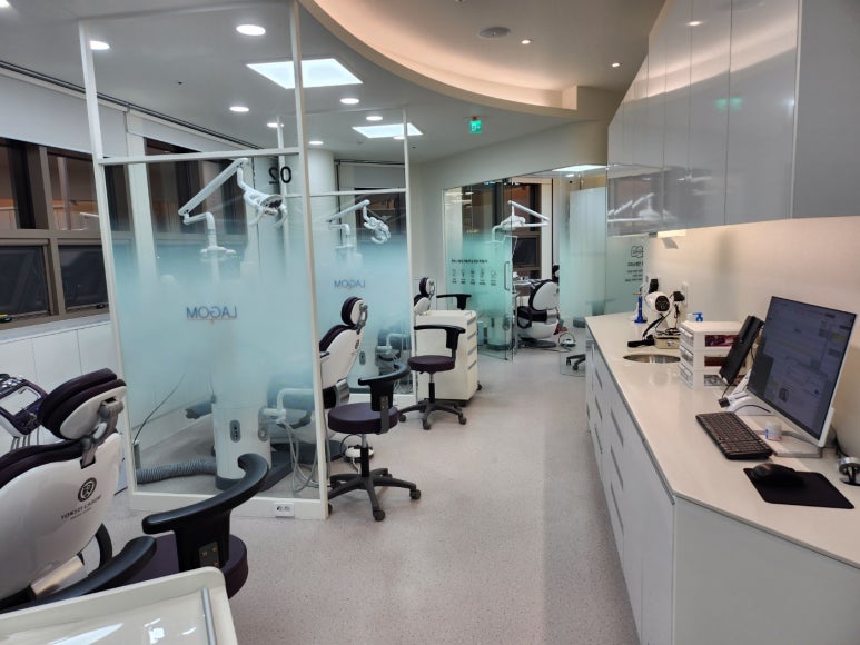 연세라곰치과 - 치과의사 국가고시 수석 출신 교정과 원장님이 직접 진료하는 풍무동 치과 추천! 관련 이미지 15